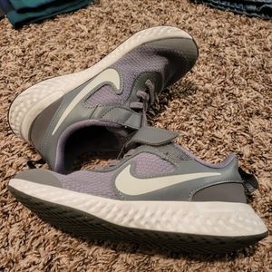 Nike Little Kids sz 12